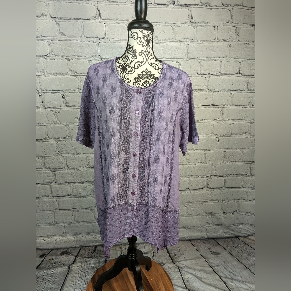 Fabulous women's short sleeve button front tie back blouse size m geo print b17